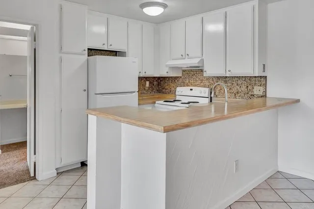 $479,000 | 3571 Ruffin Road, Unit 239, San Diego, CA 92123