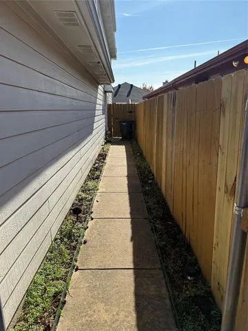 $1,725 | 5031 Mountain Spring Trail, Fort Worth, TX 76123