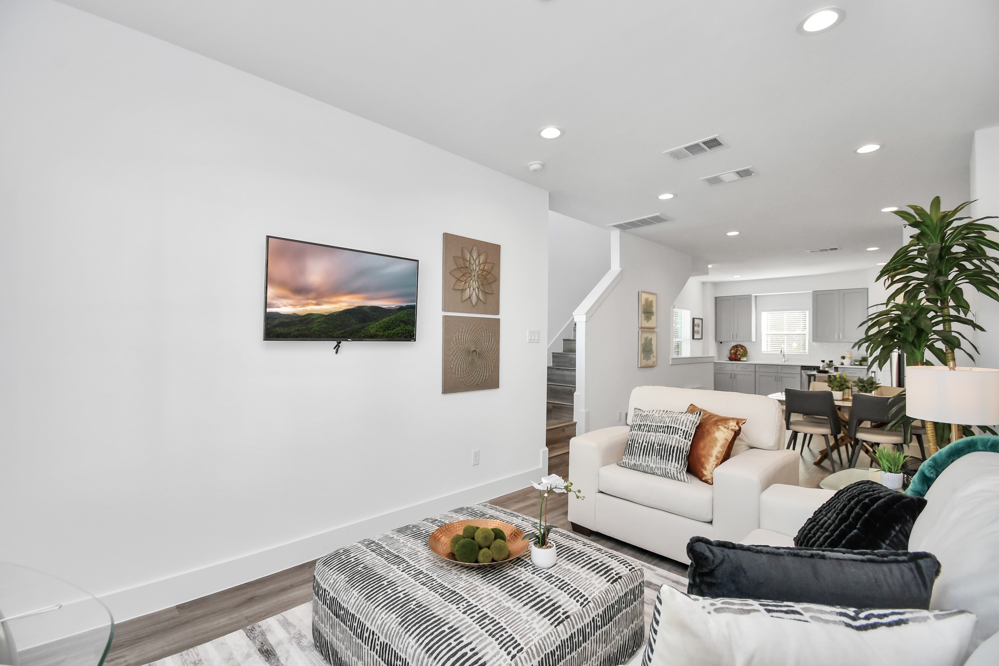 2003 Laverne Willow Lane, Unit B Houston, TX 77080 - Photo 12 of 29