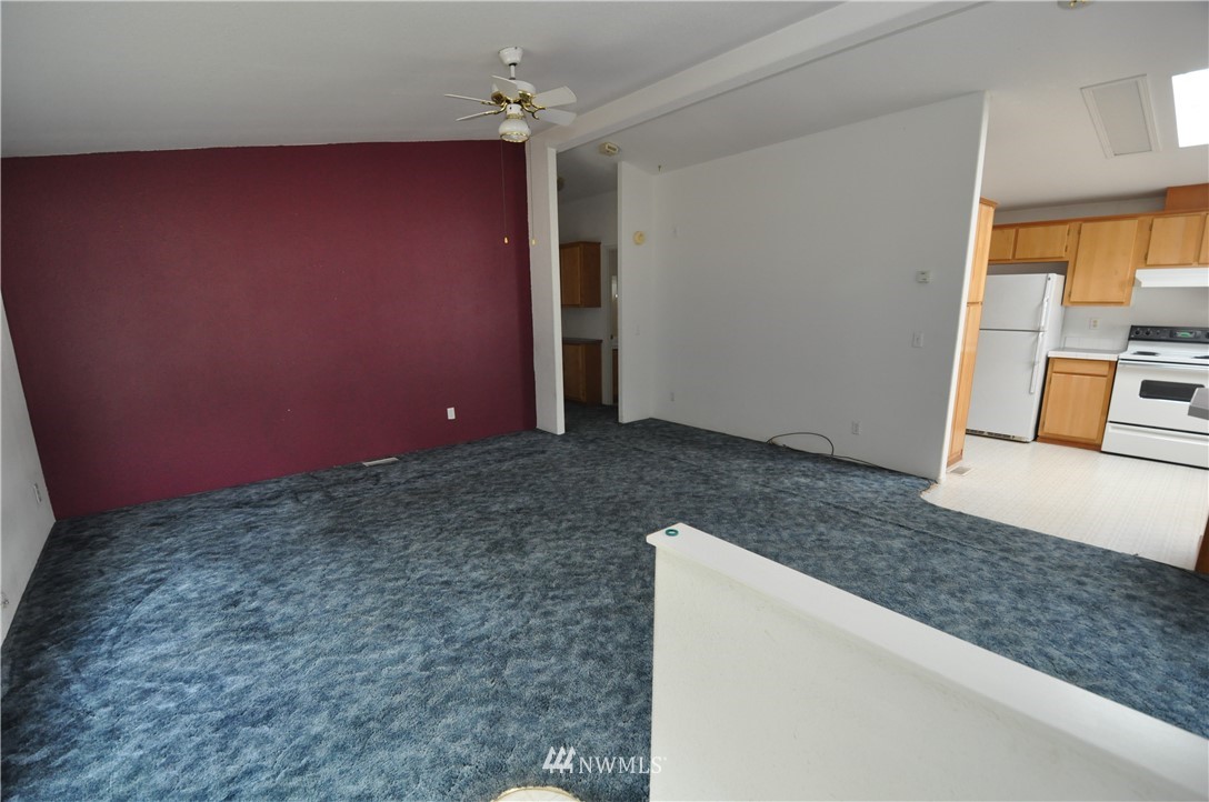 511 B Division Street Hamilton, WA 98284 - Photo 5 of 19 Gallery Image 5