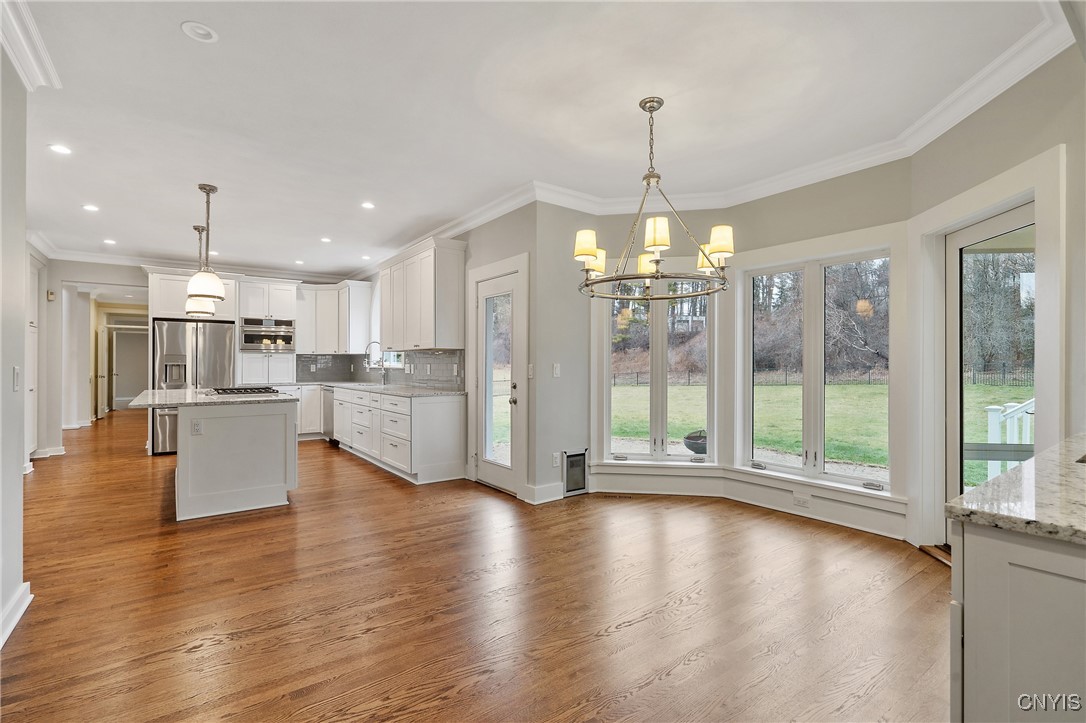 7033 Highfield Road De Witt, NY 13066 - Photo 13 of 48