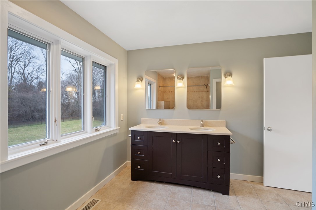 7033 Highfield Road De Witt, NY 13066 - Photo 31 of 48