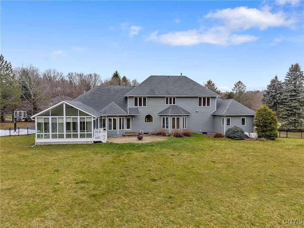 7033 Highfield Road De Witt, NY 13066 - Photo 38 of 48