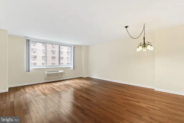 $199,000 | 1901 John F Kennedy Boulevard, Unit 816, Philadelphia, PA 19103