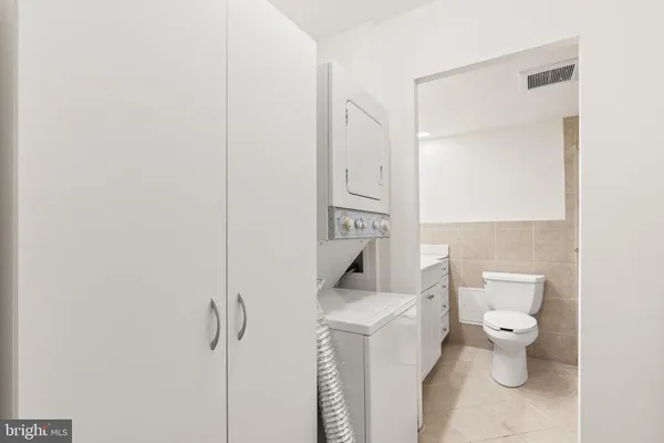 $199,000 | 1901 John F Kennedy Boulevard, Unit 816, Philadelphia, PA 19103