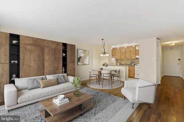 $199,000 | 1901 John F Kennedy Boulevard, Unit 816, Philadelphia, PA 19103