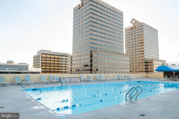 $199,000 | 1901 John F Kennedy Boulevard, Unit 816, Philadelphia, PA 19103