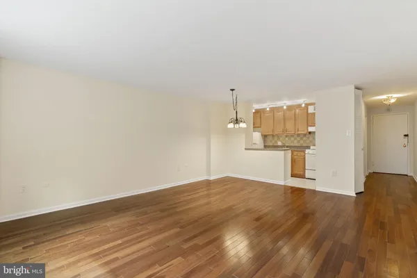 $199,000 | 1901 John F Kennedy Boulevard, Unit 816, Philadelphia, PA 19103