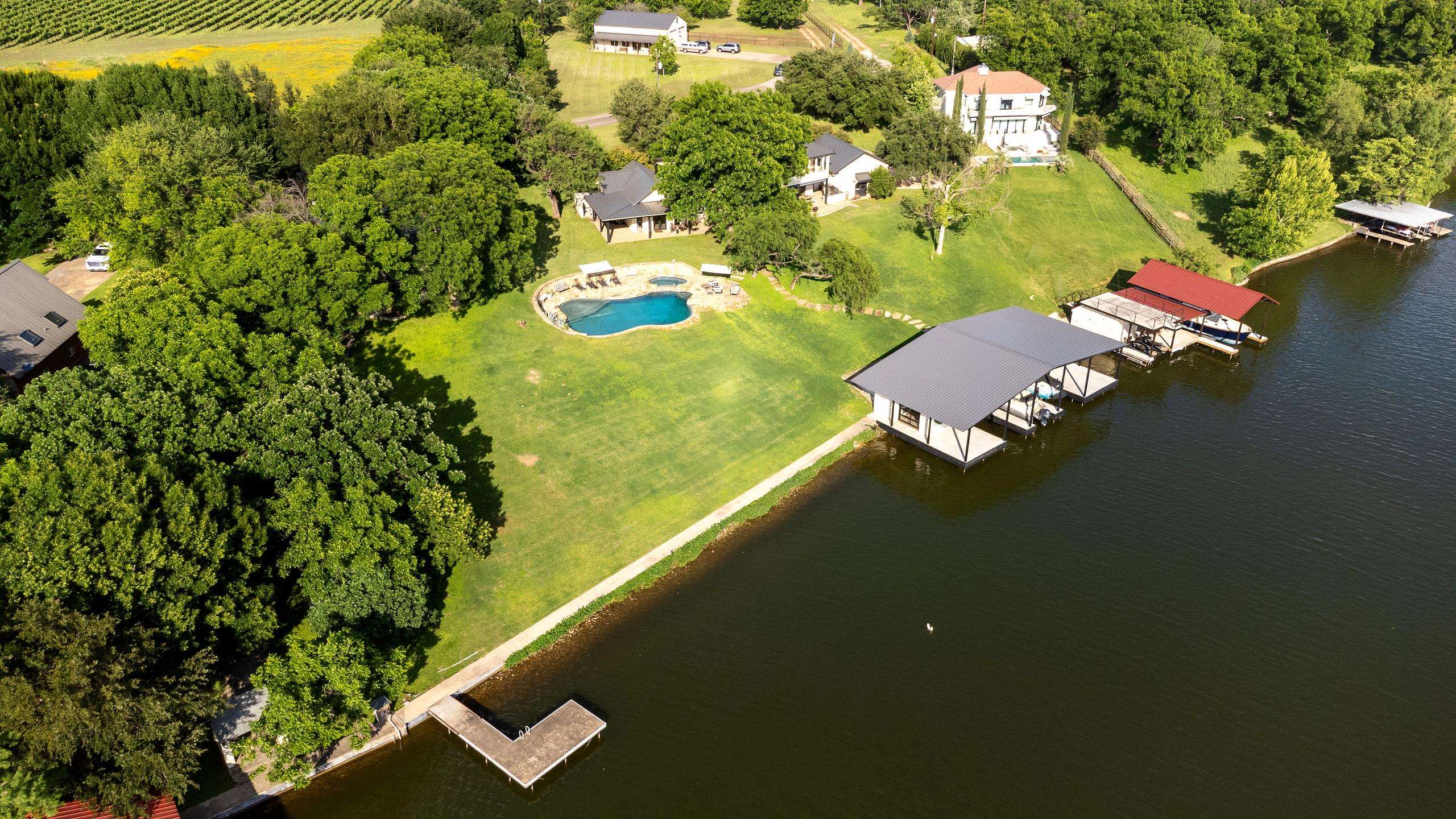 237 Waters Edge Burnet, TX 78611 - Photo 8 of 45