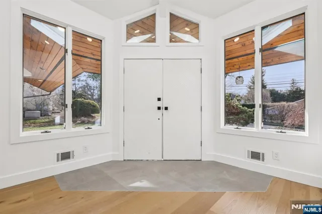 $8,900 | 22 Laurence Court, Closter, NJ 07624