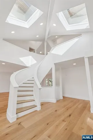 $8,900 | 22 Laurence Court, Closter, NJ 07624