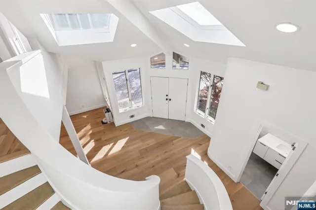 $8,900 | 22 Laurence Court, Closter, NJ 07624