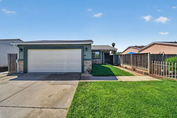 $1,299,888 | 1892 Mac Duee Way, San Jose, CA 95121
