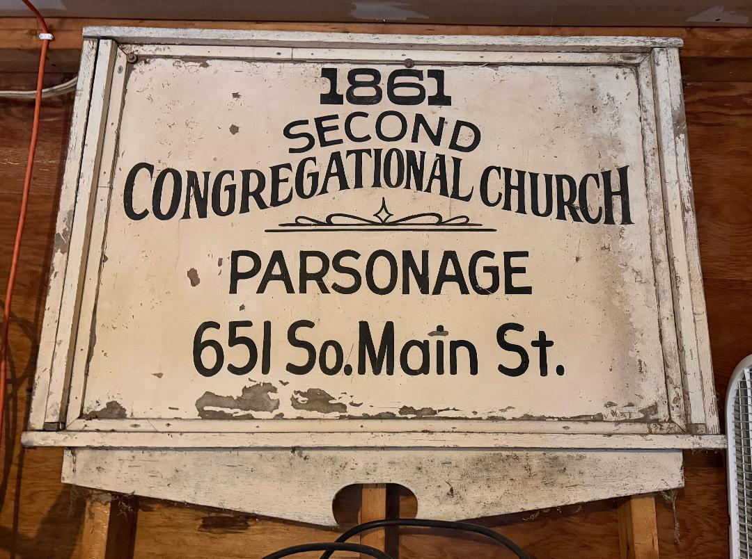651 South Main Street Brewer, ME 04412 - Photo 3 of 22 house sign