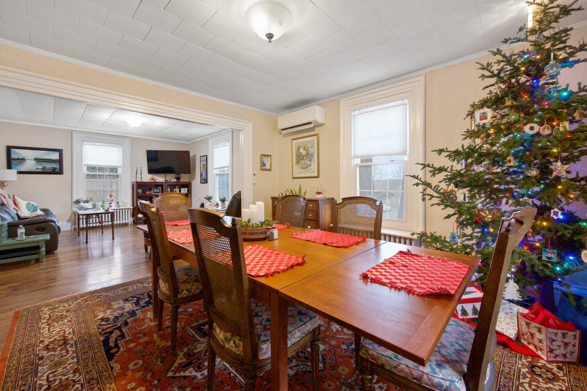 651 South Main Street Brewer, ME 04412 - Photo 9 of 22 dining