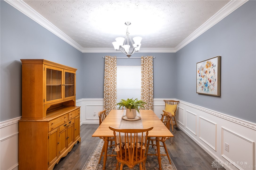 2854 Ridge View Court Xenia, OH 45385 - Photo 10 of 41 Gallery Image 10