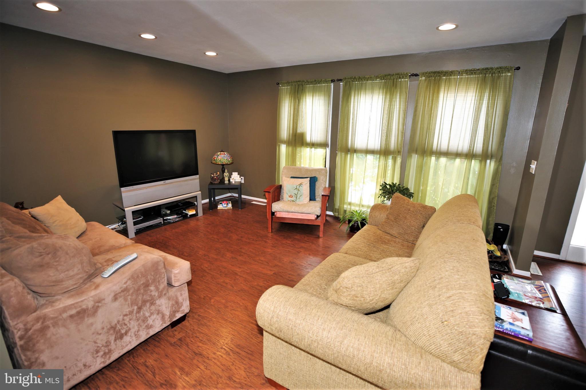 238 Probasco Road Hightstown, NJ 08520 - Photo 10 of 34
