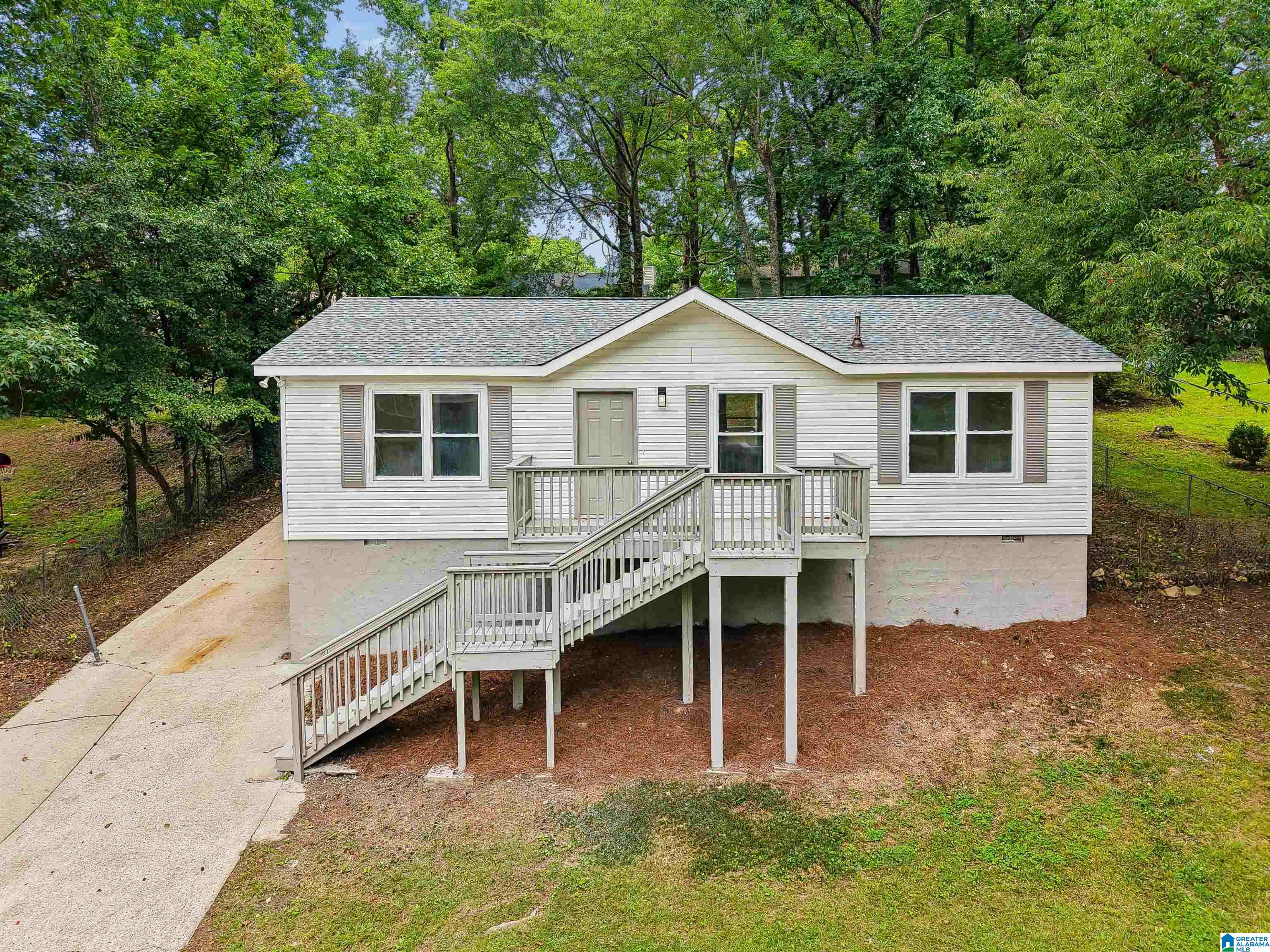 1688 Brewster Road Birmingham, AL 35235 - Photo 1 of 14