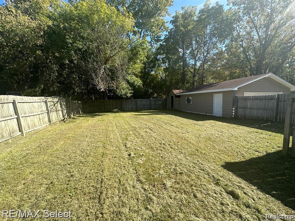 5496 North State Road Davison, MI 48423 - Photo 5 of 18 Gallery Image 5