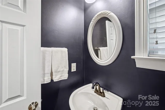 $540,000 | 15515 Barnsbury Drive, Huntersville, NC 28078