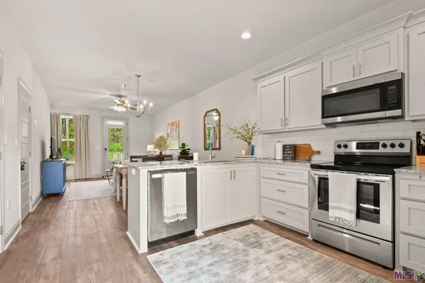 $1,400 | 35980 Cane Market Road, Unit 7A, Denham Springs, LA 70706