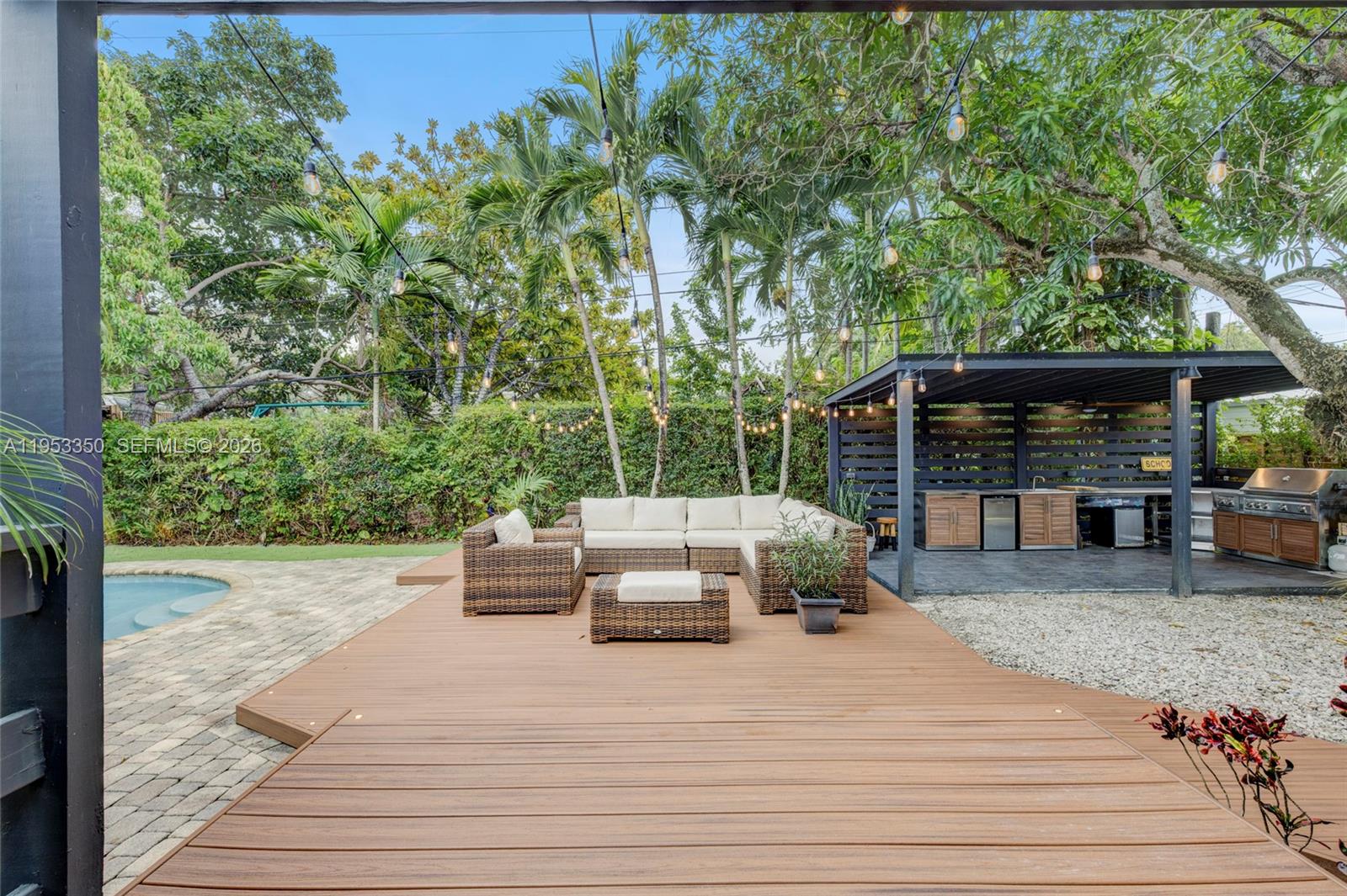 5760 Southwest 56th Street Miami, FL 33155 - Photo 27 of 32