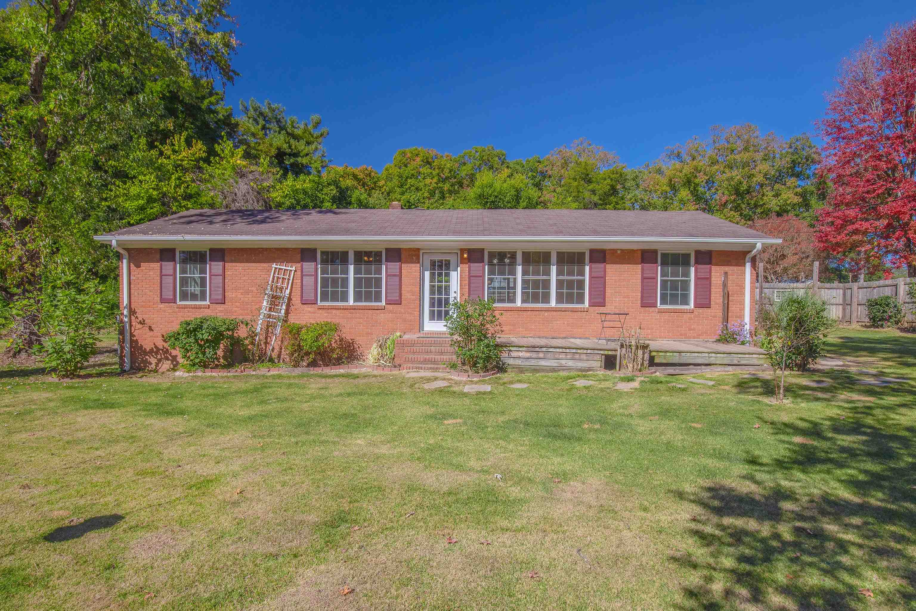 166 Old Petrie Road Spartanburg, SC 29302 - Photo 1 of 35