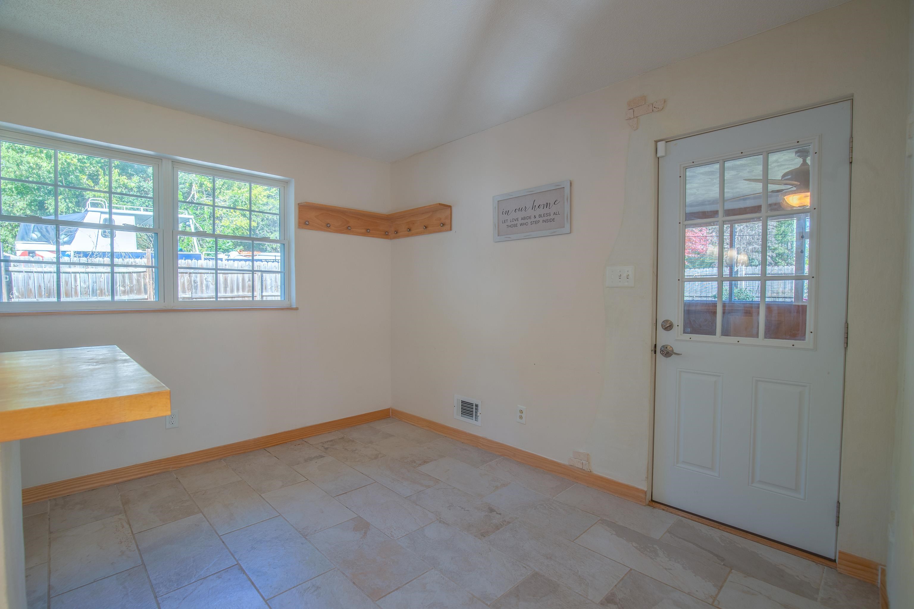 166 Old Petrie Road Spartanburg, SC 29302 - Photo 15 of 35