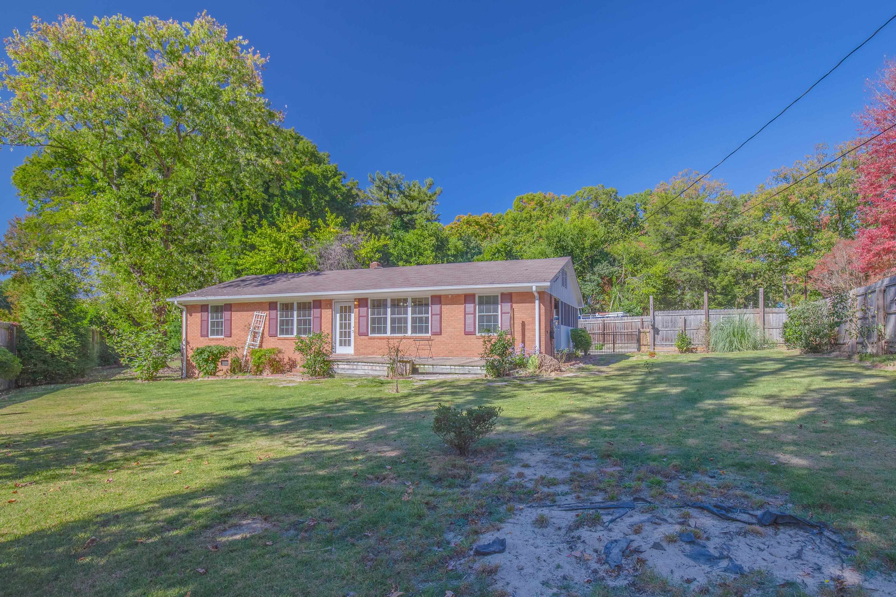 166 Old Petrie Road Spartanburg, SC 29302 - Photo 2 of 35