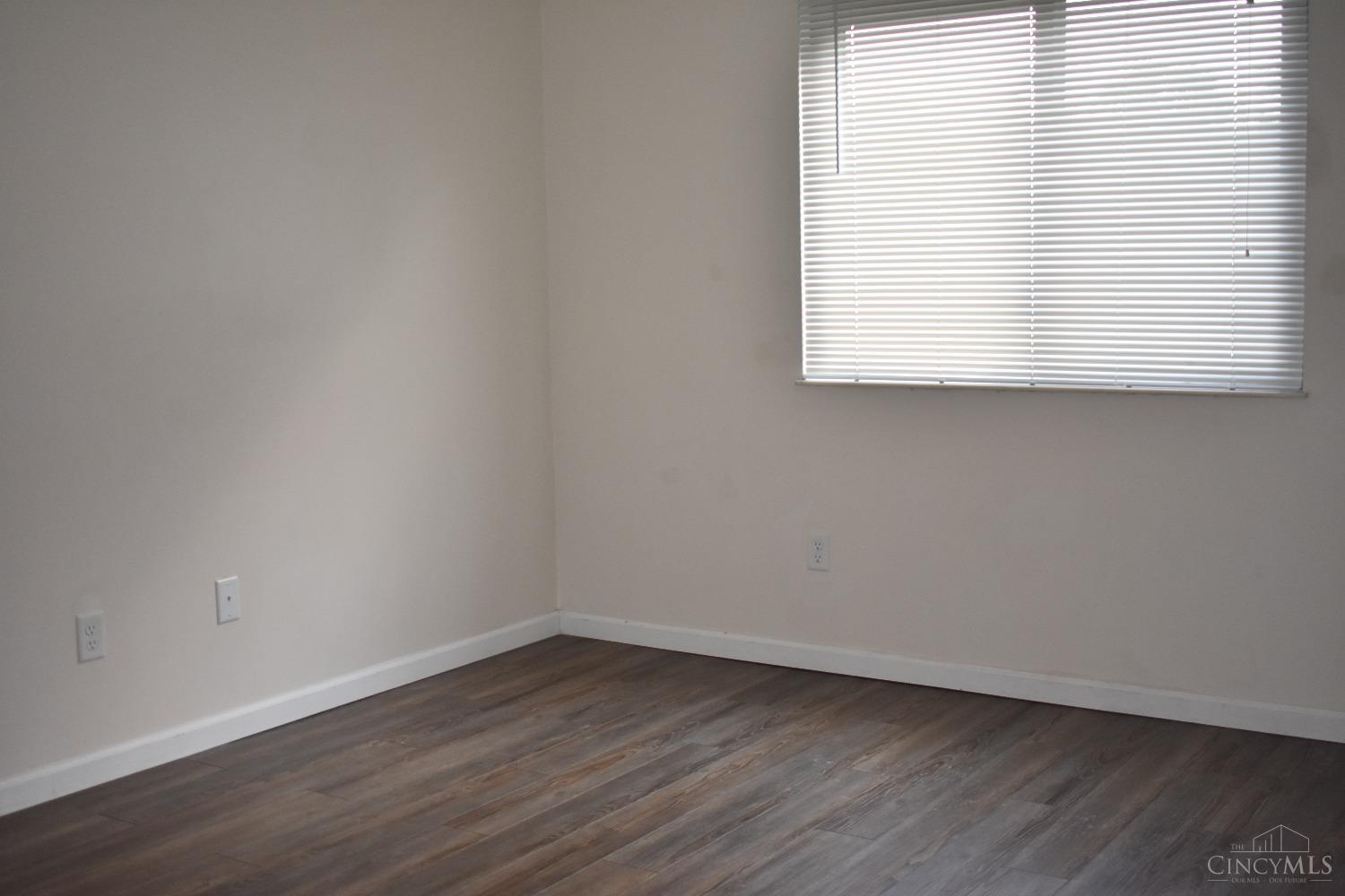 3940 Mack Road, Unit 3 Fairfield, OH 45014 - Photo 12 of 20 Nicely sized bedroom with large window bringing in natural light.