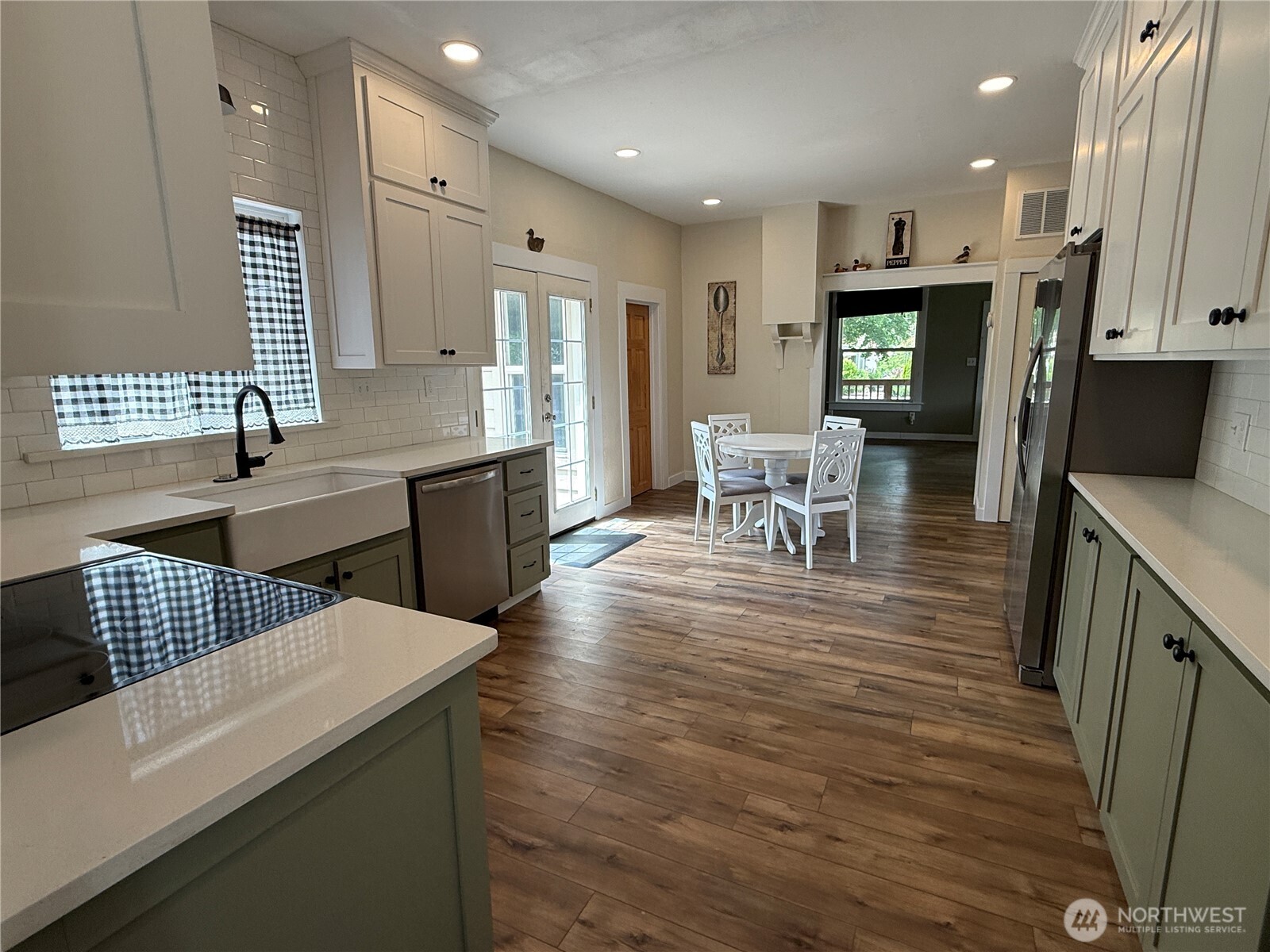 416 East Spring Street Dayton, WA 99328 - Photo 9 of 40
