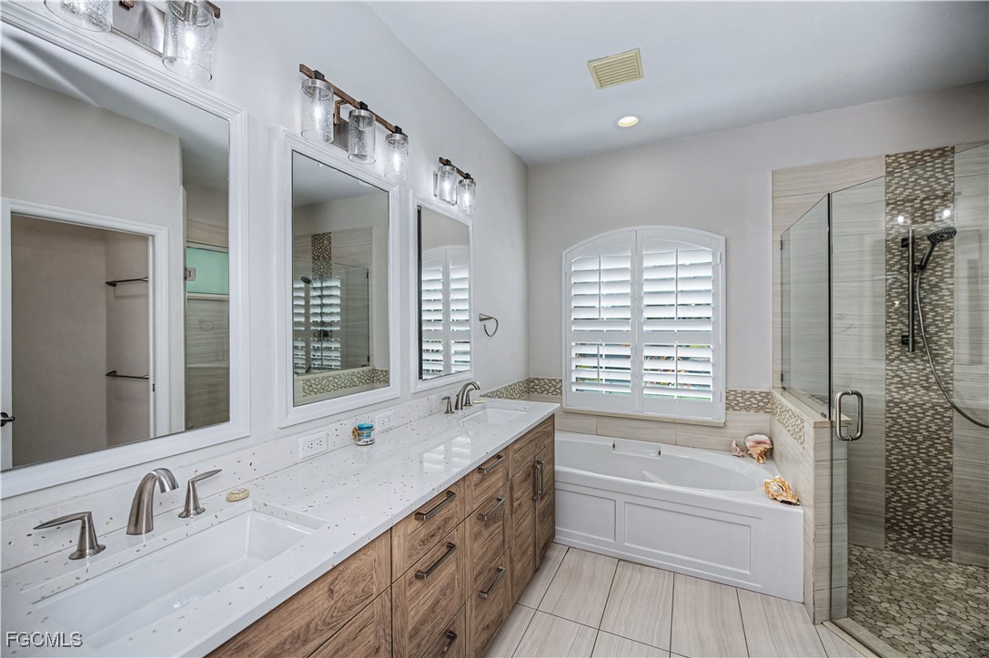 14554 Indigo Lakes Circle Naples, FL 34119 - Photo 24 of 50