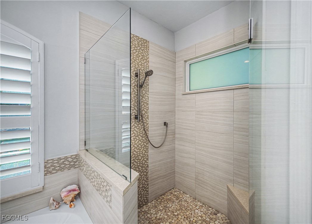 14554 Indigo Lakes Circle Naples, FL 34119 - Photo 25 of 50