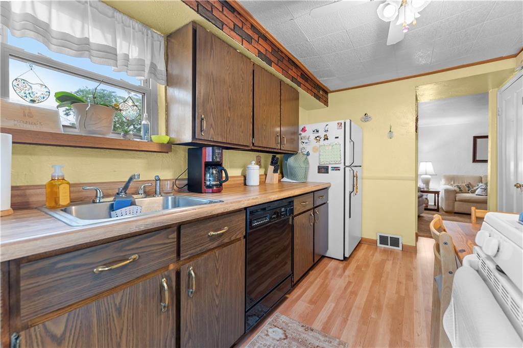 922 Bower Hill Road Pittsburgh, PA 15243 - Photo 11 of 26 Gallery Image 11