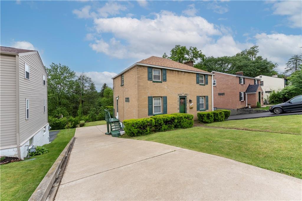 922 Bower Hill Road Pittsburgh, PA 15243 - Photo 3 of 26 Gallery Image 3