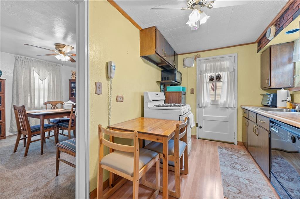 922 Bower Hill Road Pittsburgh, PA 15243 - Photo 10 of 26 Gallery Image 10