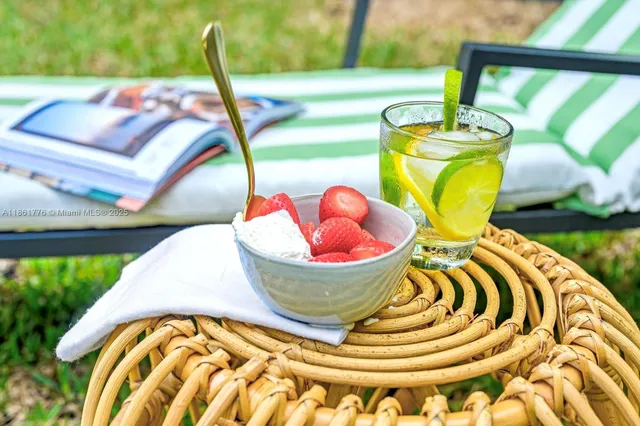 $1,050,000 | 991 Northeast 82nd Street, Miami, FL 33138