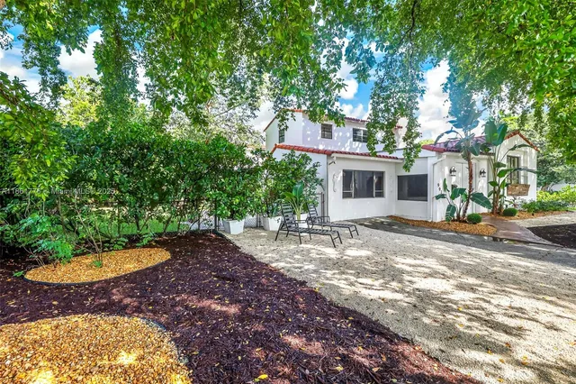 $1,050,000 | 991 Northeast 82nd Street, Miami, FL 33138