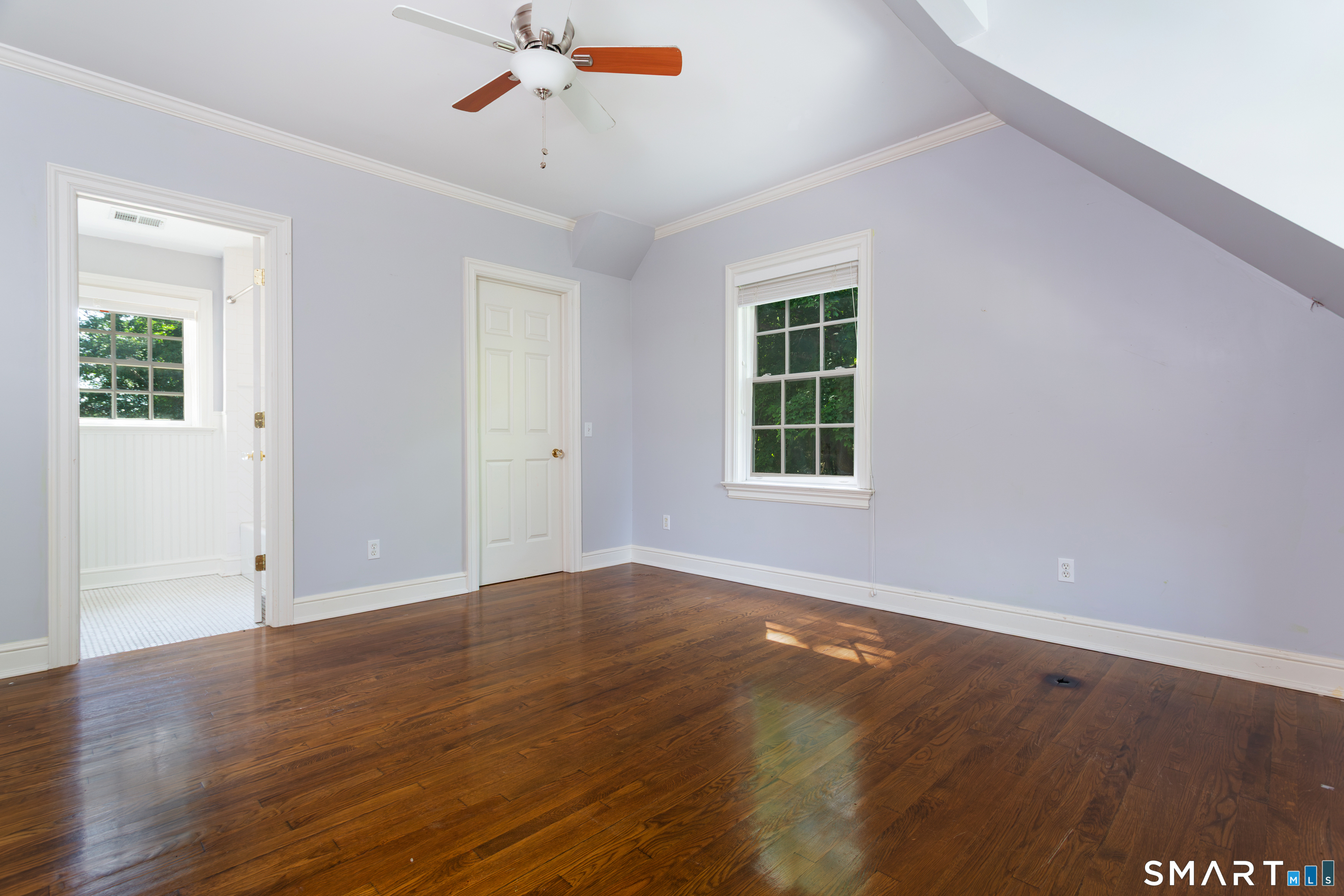 7 Old Hyde Road Weston, CT 06883 - Photo 31 of 40 Bedroom w/ en suite bath