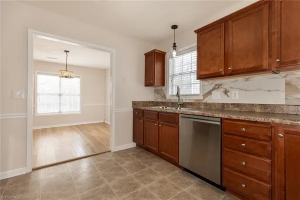 $375,000 | 5862 Sunny Ridge Trail, Clemmons, NC 27012