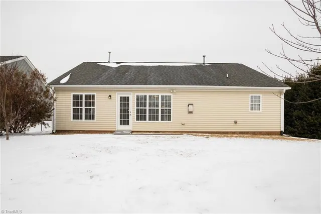 $385,000 | 5862 Sunny Ridge Trail, Clemmons, NC 27012