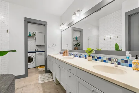 $1,649,000 | 332 Rugged Earth Drive, Austin, TX 78737