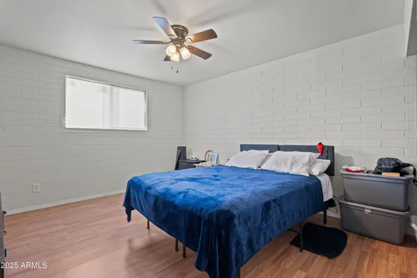 $379,900 | 5802 North 61st Drive, Glendale, AZ 85301