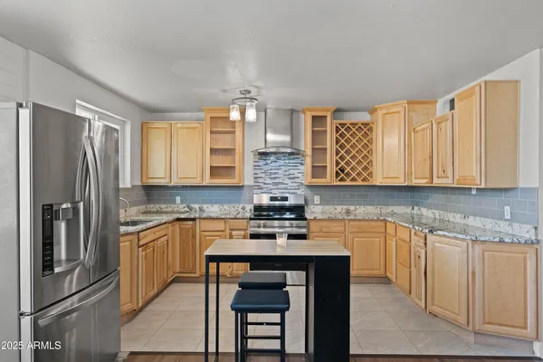 $379,900 | 5802 North 61st Drive, Glendale, AZ 85301