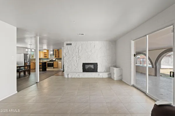 $379,900 | 5802 North 61st Drive, Glendale, AZ 85301