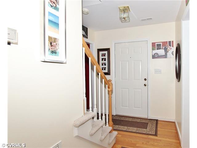 8707 Overhill Road Henrico, VA 23229 - Photo 3 of 22 Foyer - Foyer with Hardwood Floors