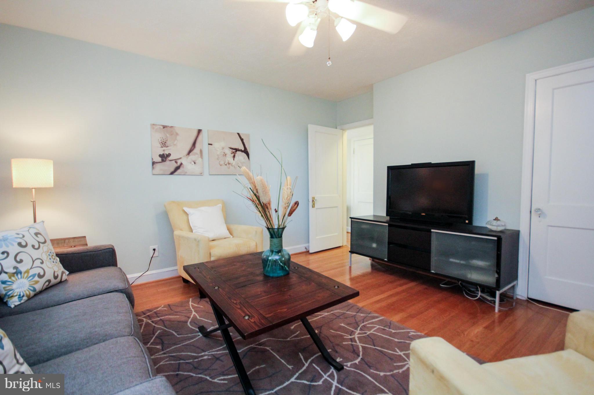 9950 Moss Avenue Silver Spring, MD 20901 - Photo 21 of 30 Bedroom