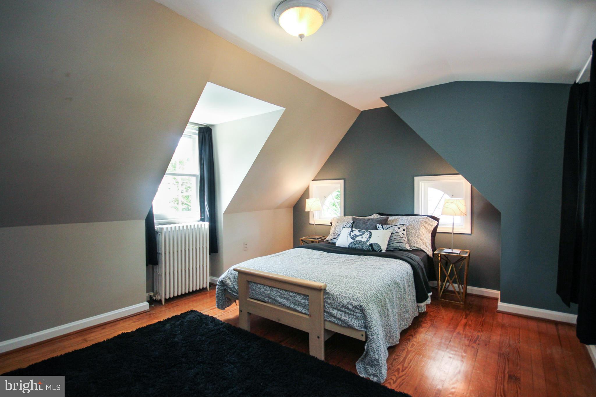 9950 Moss Avenue Silver Spring, MD 20901 - Photo 22 of 30 Bedroom