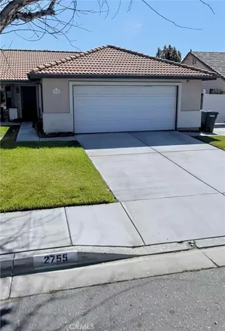 $2,700 | 2755 Cambridge Avenue, Hemet, CA 92545