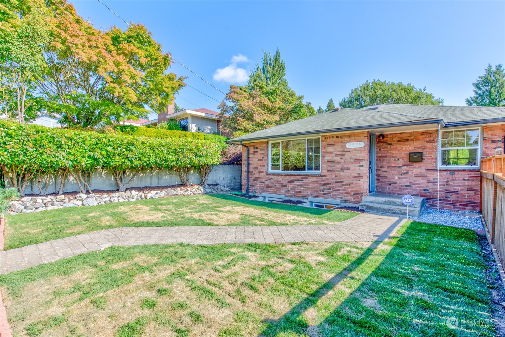 3525 Southwest Kenyon Street Seattle, WA 98126 - Photo 1 of 36 Gallery Image 1
